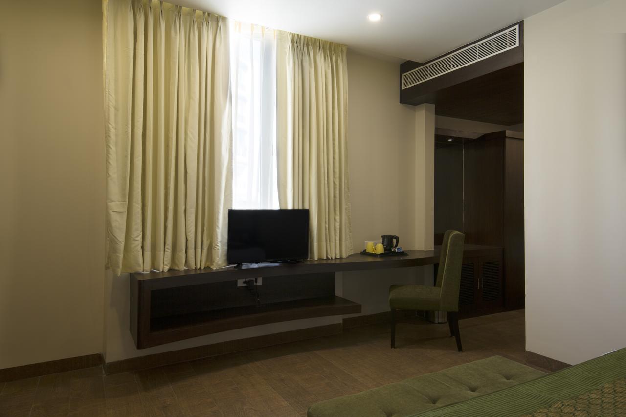 The Livin Hotel Jaipur Buitenkant foto