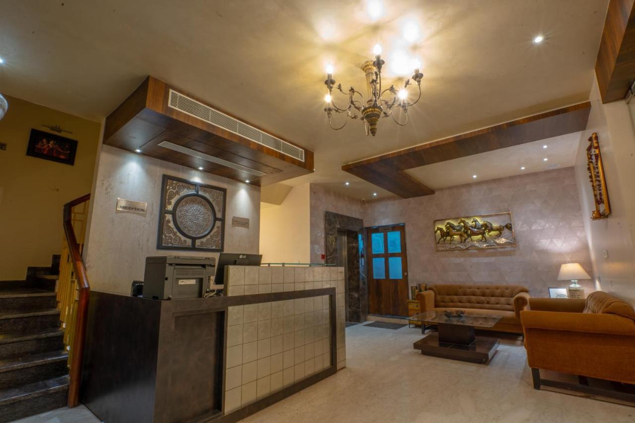 The Livin Hotel Jaipur Buitenkant foto